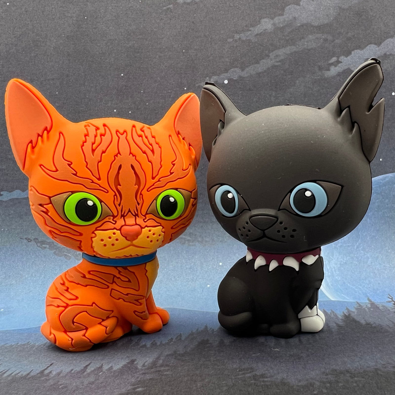 Firestar & Scourge - Mini Collector Figures (The Prophecies Begin) Warriors Cats Store - USA