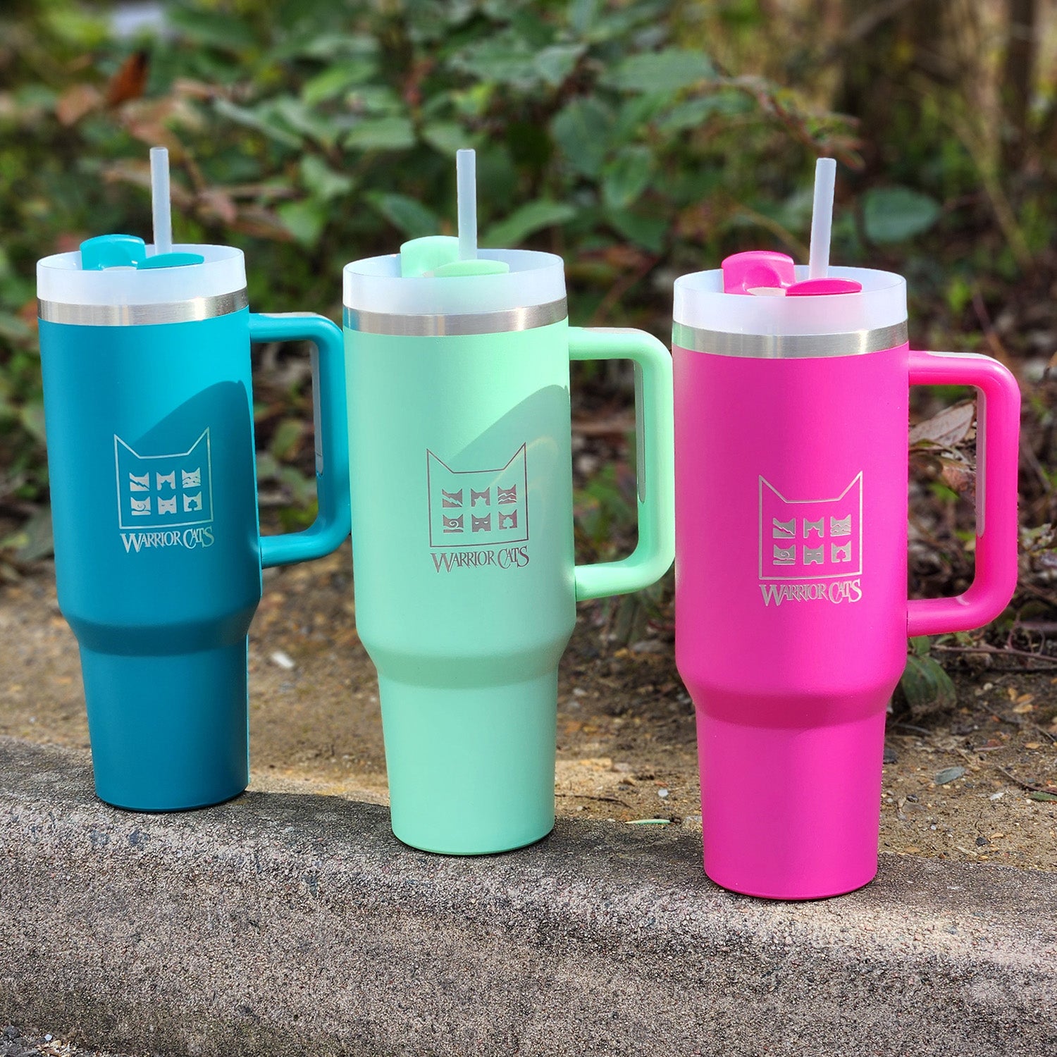 Warrior Cats Giant Travel Mug with Straw Warrior Cats Store
