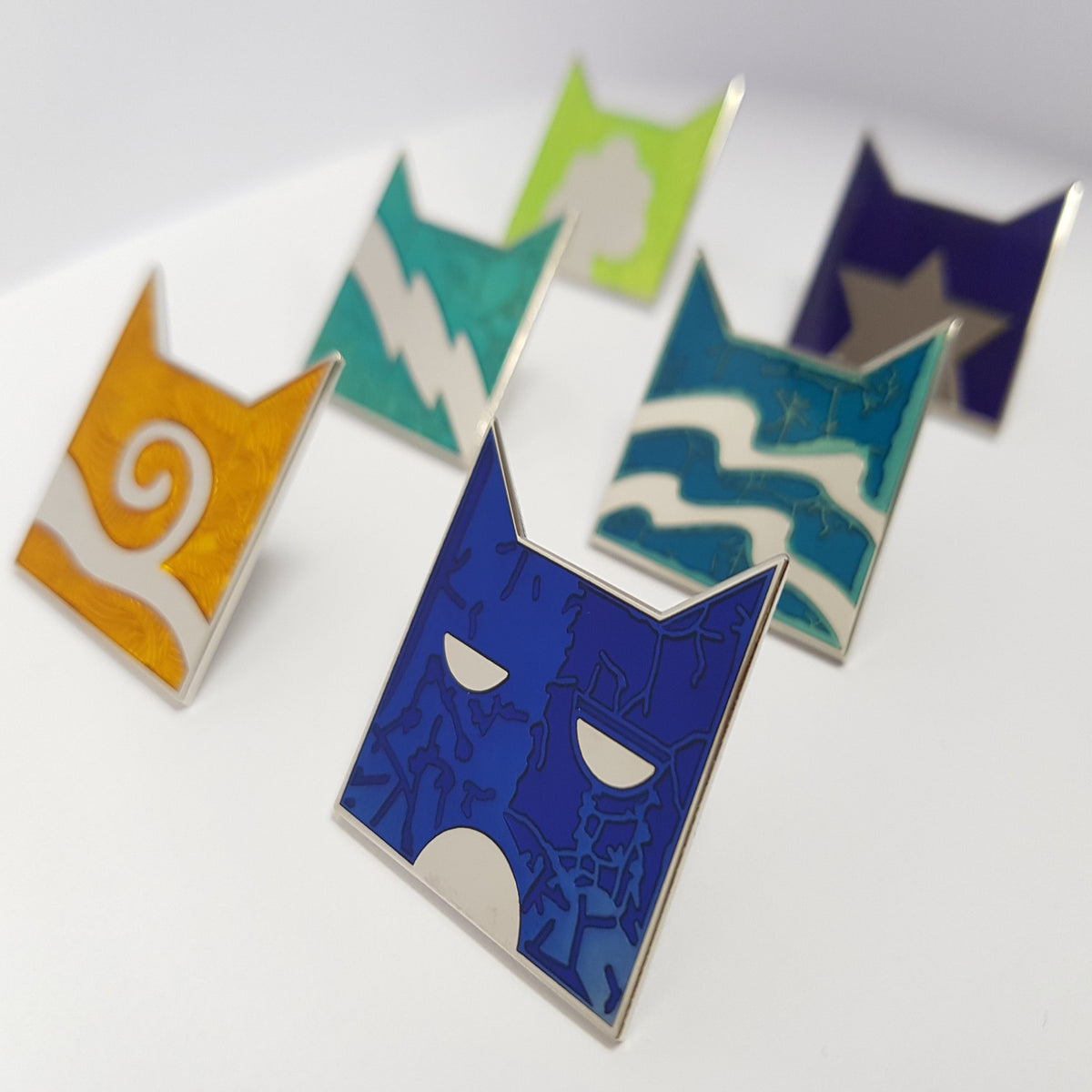 Collector's ShadowClan Pin Badge Warriors Cats Store - USA