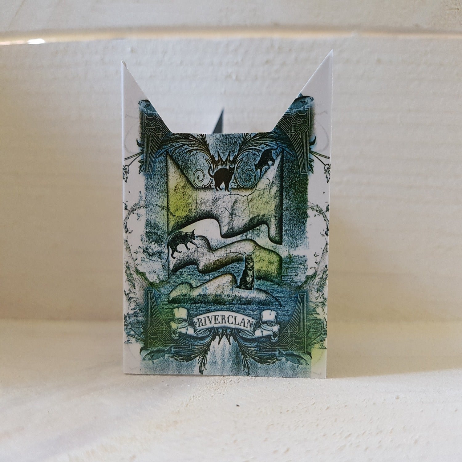 Collector's RiverClan Pin Badge Warrior Cats Store
