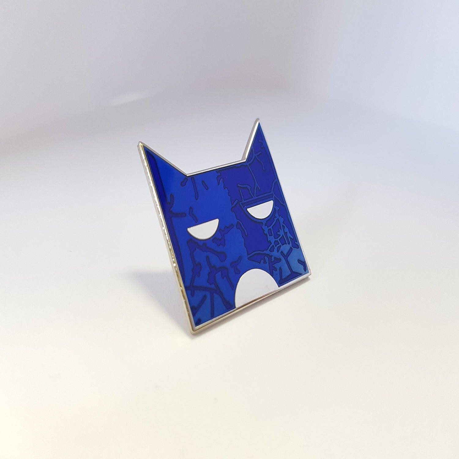 Collector's ShadowClan Pin Badge Warriors Cats Store - USA