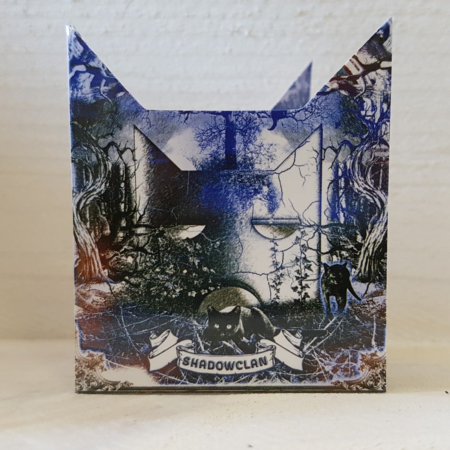 Collector's ShadowClan Pin Badge Warriors Cats Store - USA