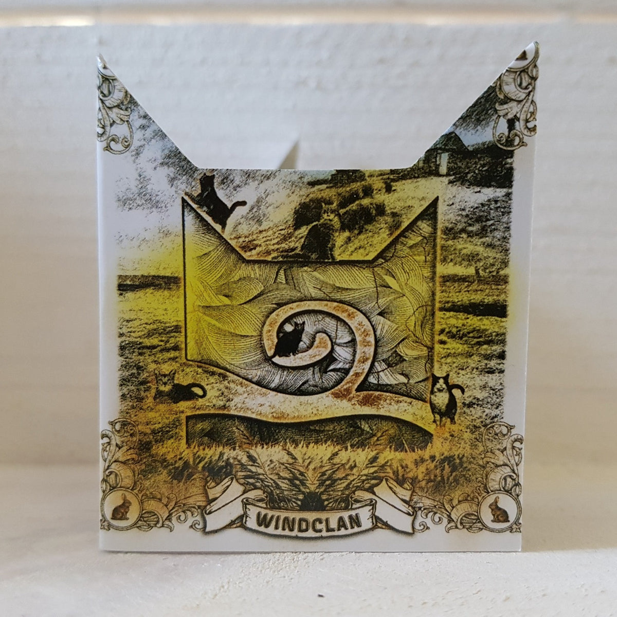 Collector&#39;s WindClan Pin Badge Warriors Cats Store - USA
